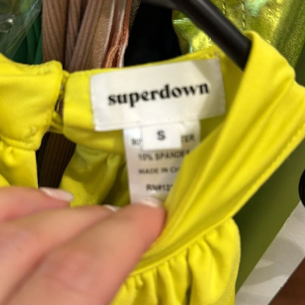 Superdown top - Picture 3 of 4